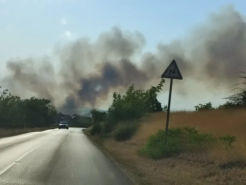 Пожарът край Арбанаси е напълно изгасен