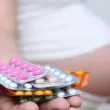 Свързаха популярен антибиотик с вродени дефекти при деца