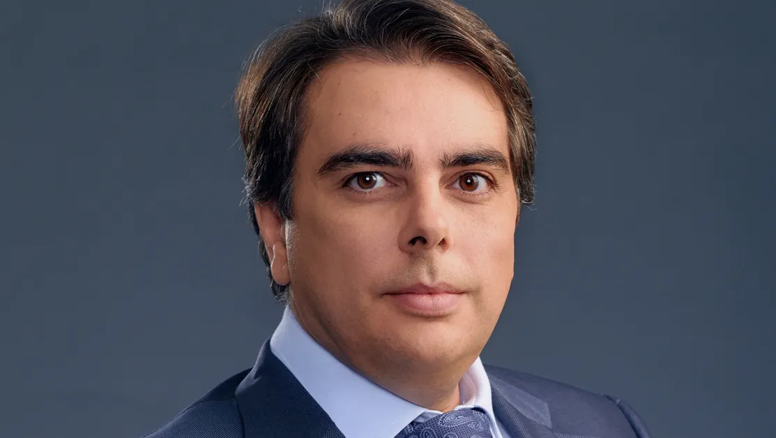 Асен Василев: Отказвам се от имунитета си и ще осъдя Пламенка Димитрова ВИДЕО