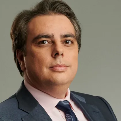 Лидерът на Продължаваме промяната Асен Василев е депутатът който е