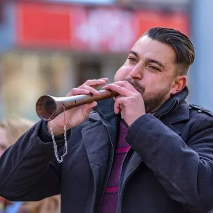 37 годишният музикант Мариа известен като Марио Зурна е загиналият