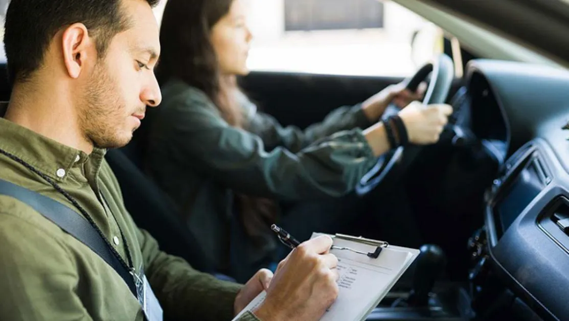 Влизат в сила задължителните GPS-и при шофьорските курсове