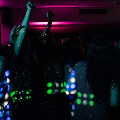 Един малолетен и 104 ма непълнолетни без придружител след 22 00 ч