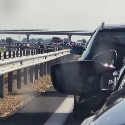 Поредна класация Най глупаво спрял трафик на магистрала в този момент на