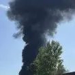 Самолет се разби на летище в Лондон