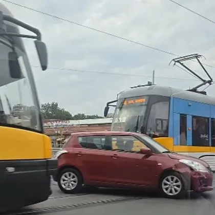 Къде другаде ако не в София можем да станем свидетели