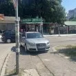 Епа Младост си е като у Враца! Паркираш където си поискаш СНИМКИ