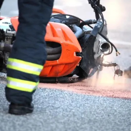 В 14 40 часа днес е получен сигнал за пътнотранспортно произшествие