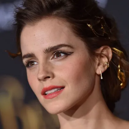 Актрисата Ема Уотсън беше лишена от право да шофира за