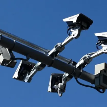 Първият глобен вече през тол системата е налице днес му беше