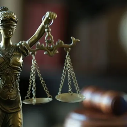 6 месечна условна присъда с три години изпитателен срок получи 20 годишният