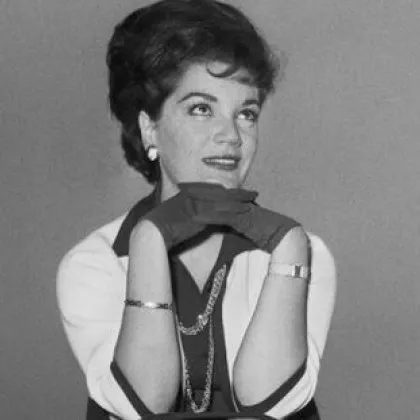 Кони Франсис поп звездата от 50 те и 60 те години на