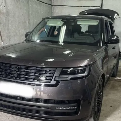 Депо за укриване на противозаконно отнети луксозни автомобили е разкрито