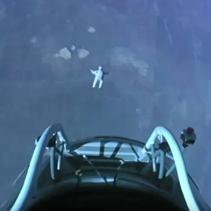 На 56 годишна възраст е загинал австрийският екстремен спортист Феликс Баумгартнер