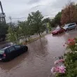 "Малка Венеция": Новоремонтирана улица в Карлово се превърна в река СНИМКИ
