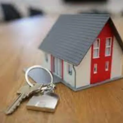 Над 20 години недвижимите имоти у нас се предлагат в