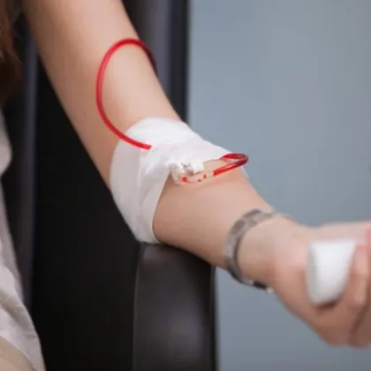 Самотна жена на 55 години пациентка в УМБАЛ Медика