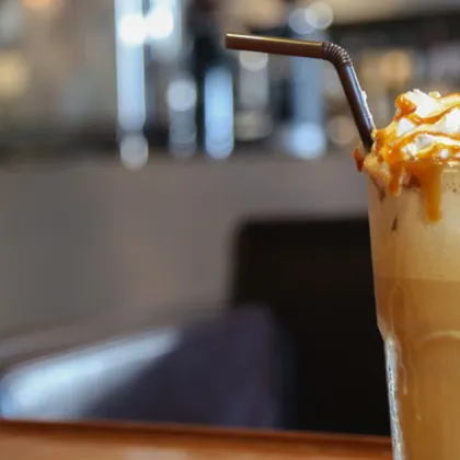 В изгарящите летни жеги фрапето е сред предпочитаните разхладителни напитки
