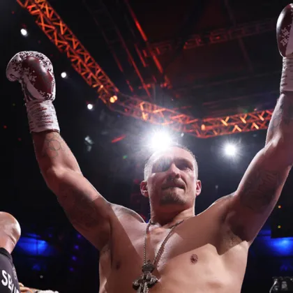 Олекандър Усик стана за втори път в кариерата си абсолютен