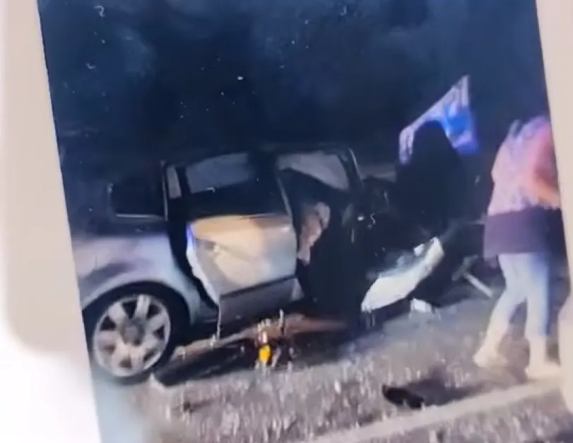 Две коли се блъснаха в Русенско, има много пострадали