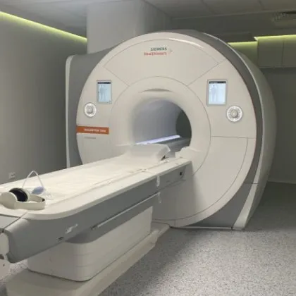 Мъжът който почина след като влезе при апарат за ядрено магнитен