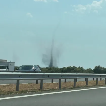 Необичайна гледка се разкри пред шофьори на автомагистрала Тракия днес