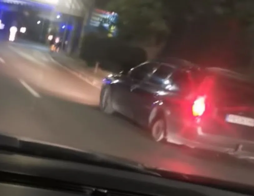 Шофьор подкара на три гуми  из София, последваха го полицаи ВИДЕО