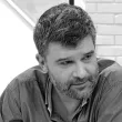 Почина Тодор Славков