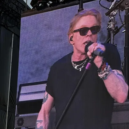 Цитиридис за концерта на Guns N' Roses в София: Най-долнопробното шоу, стъпвало на стадиона