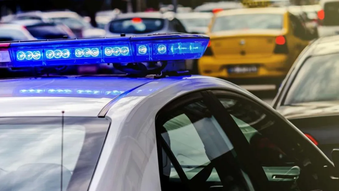 Кола се вряза в хора, чакащи на автобусна спирка в Израел