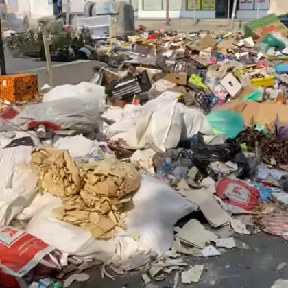 Зловеща гледка на безконтролно разрастващо се сметище посрещна варненци на