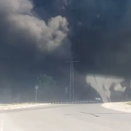 Нови кадри показват ситуацията след пожара избухнал в Средец Както GlasNews