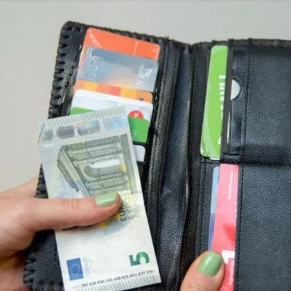 Чувствате се тревожни за финансите си 69 от американците казват