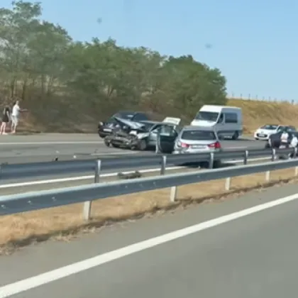 Катастрофа стана тази сутрин на автомагистрала Тракия Няколко превозни средства