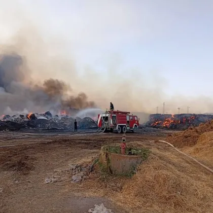 Пожарът при ТЕЦ Бобов дол е овладян но не е