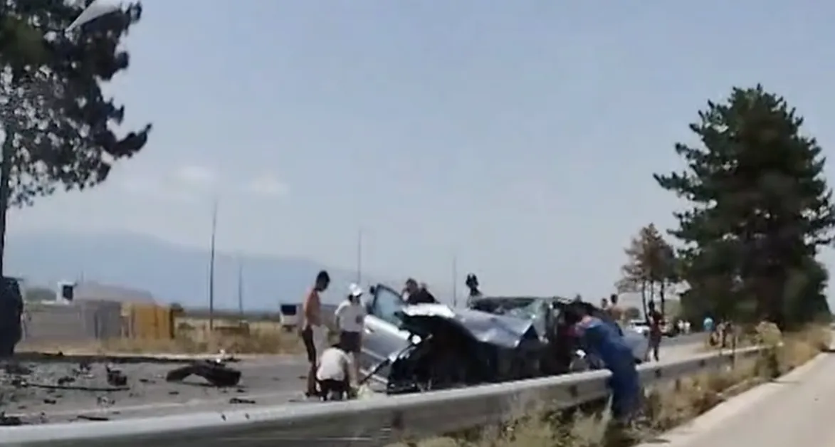 Появи се ВИДЕО, показващо щетите от зверската катастрофа край Елин Пелин