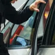 Психичноболен открадна кола в центъра на Мездра