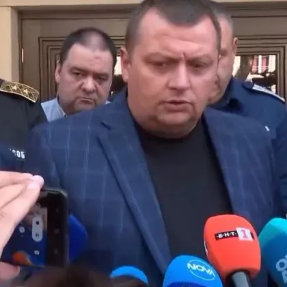 Очаква се първите екипи с летателна техника по механизма на