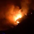 Огромен горски пожар застрашава Бурса ВИДЕО
