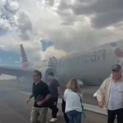 Събота следобед Денвър САЩ – пътниците на полет American Airlines