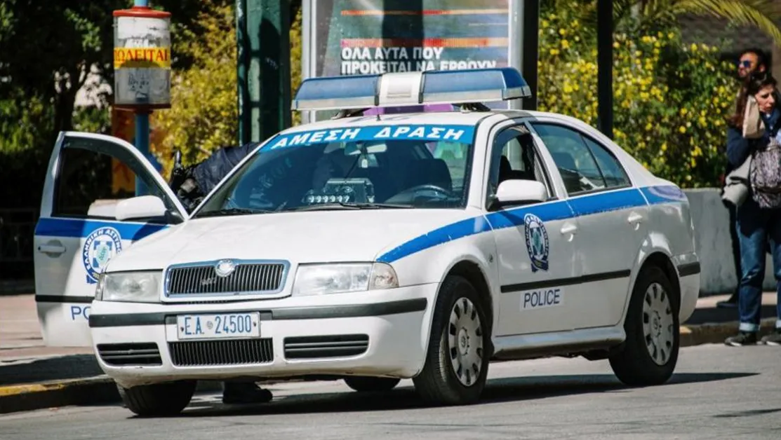 Полицаи преследваха кола, управлявана от 8-годишно дете в Атина