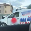 Катастрофа с щети в София, пристигнаха полицаи СНИМКИ