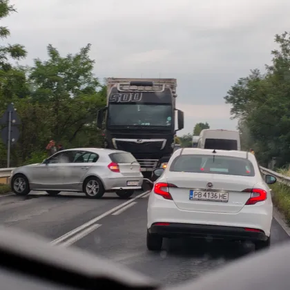 Катастрофа стана тази сутрин край Пловдив Инцидентът е възникнал между