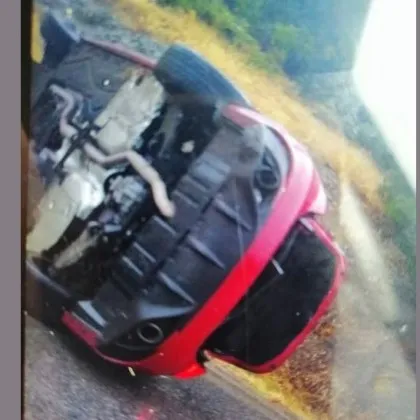 Тежка катастрофа е станала в Пазарджишко Лек автомобил се е обърнал