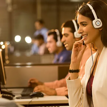 Защо млади хора кандидатствали за работа в колцентър са обучавани