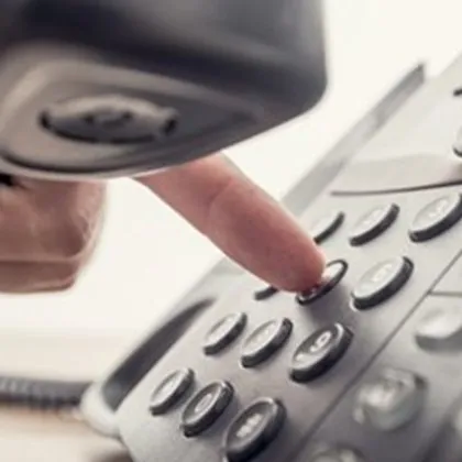 Мъж и две жени са задържани в София за телефонна