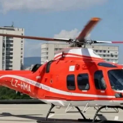 Медицински хеликоптер транспортира от Видин към София 53 годишен мъж с