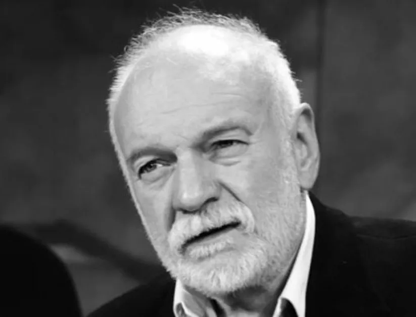 Почина един от доайените на Народния театър