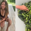 Вики от "Мастило" прави кисели краставички по бабина рецепта - ето как СНИМКИ