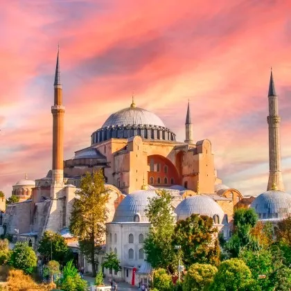 Турските власти са арестували мъжа направил опит за умишлен палеж в